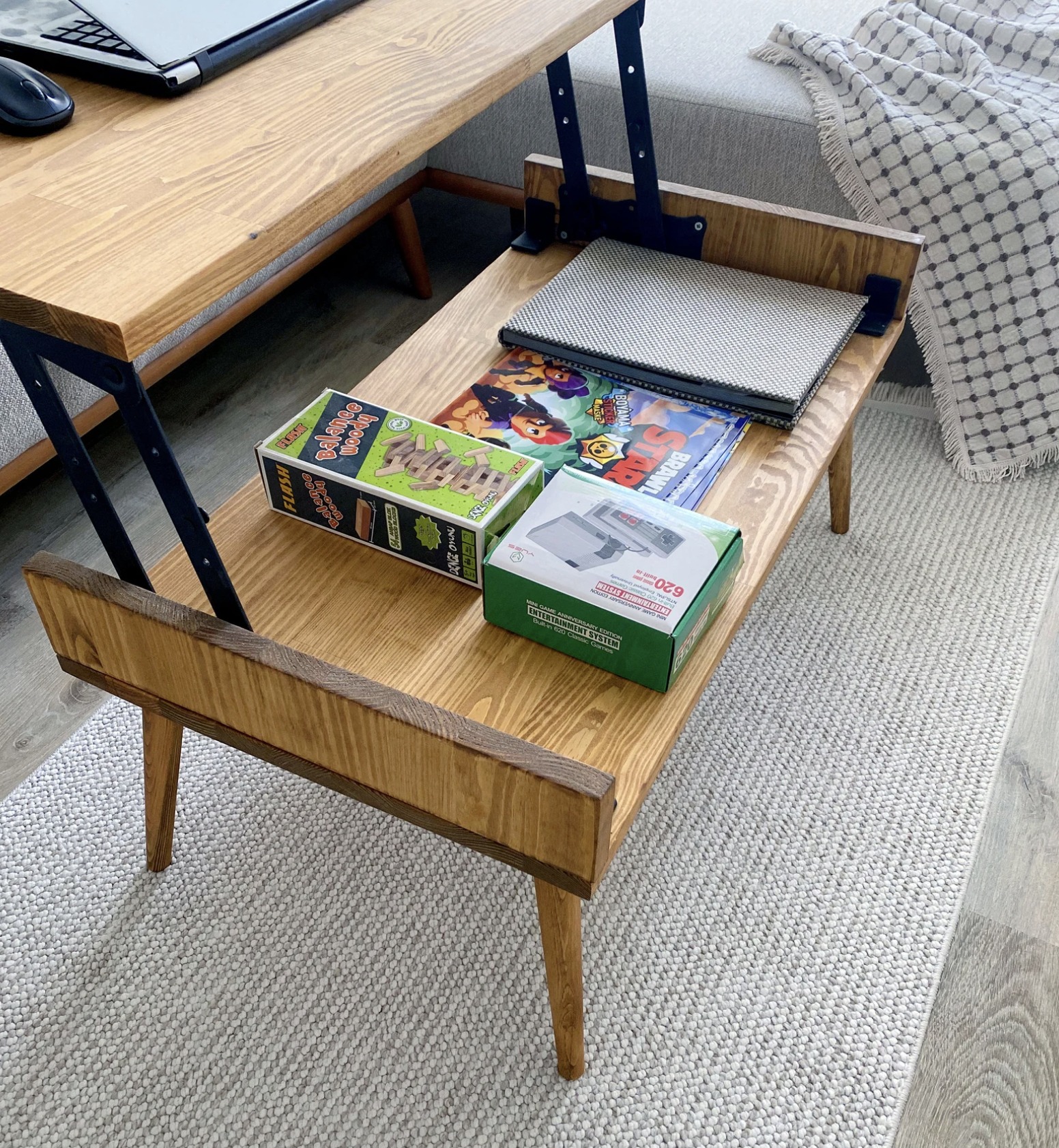 Lift Top Coffee Table, Wood Coffee Table with Storage, Small Coffee Table for Living Room, Smart Table